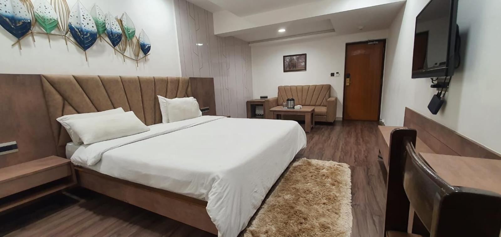 The Ambassador Otel Vadodara Dış mekan fotoğraf